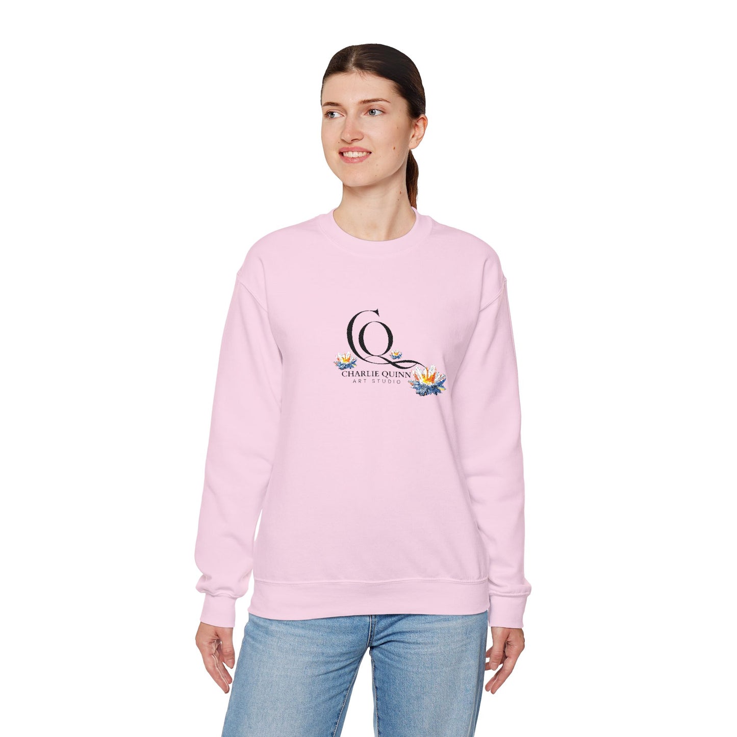 Logo Floral Crewneck Sweatshirt – 'Q' Monogram with Blue Yellow Flowers